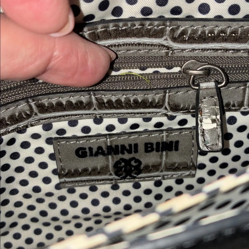 Giani Bernini‎ Black Crocodile-Embossed Crossbody Bag